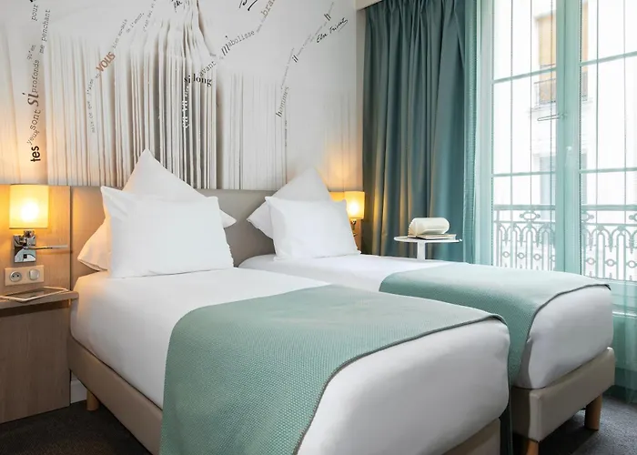 Hotel Mercure Montparnasse Raspail 4*