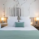 Hotel Mercure Montparnasse Raspail 4*