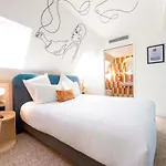 巴黎蒙帕纳斯拉斯帕伊美居酒店 酒店 4*