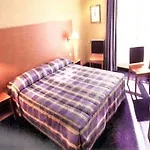 Mercure Montparnasse Raspail Otel 4*