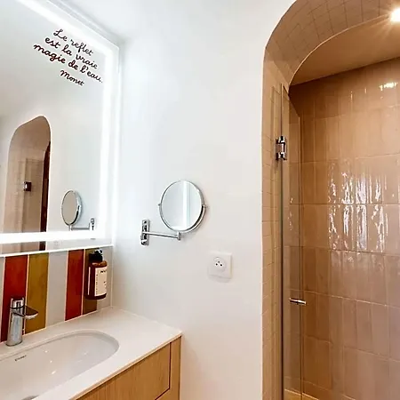 Mercure Montparnasse Raspail 4* Παρίσι