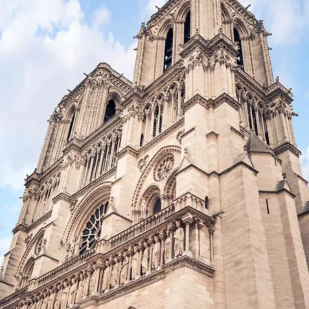 Hotel Mercure Montparnasse Raspail 4*