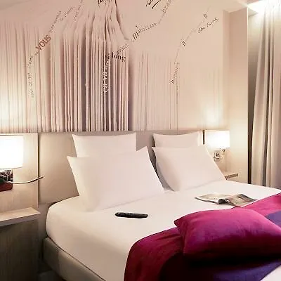 Mercure Montparnasse Raspail Hotel 4*