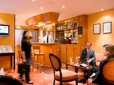 Hotel Mercure Montparnasse Raspail Parigi