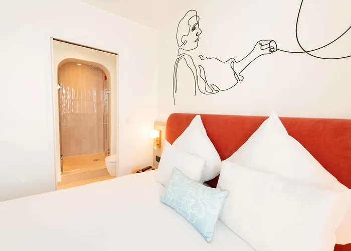 מלון Mercure Montparnasse Raspail