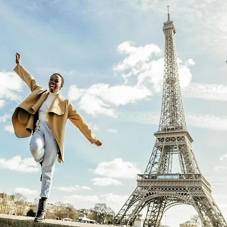 Отель Mercure Montparnasse Raspail Париж